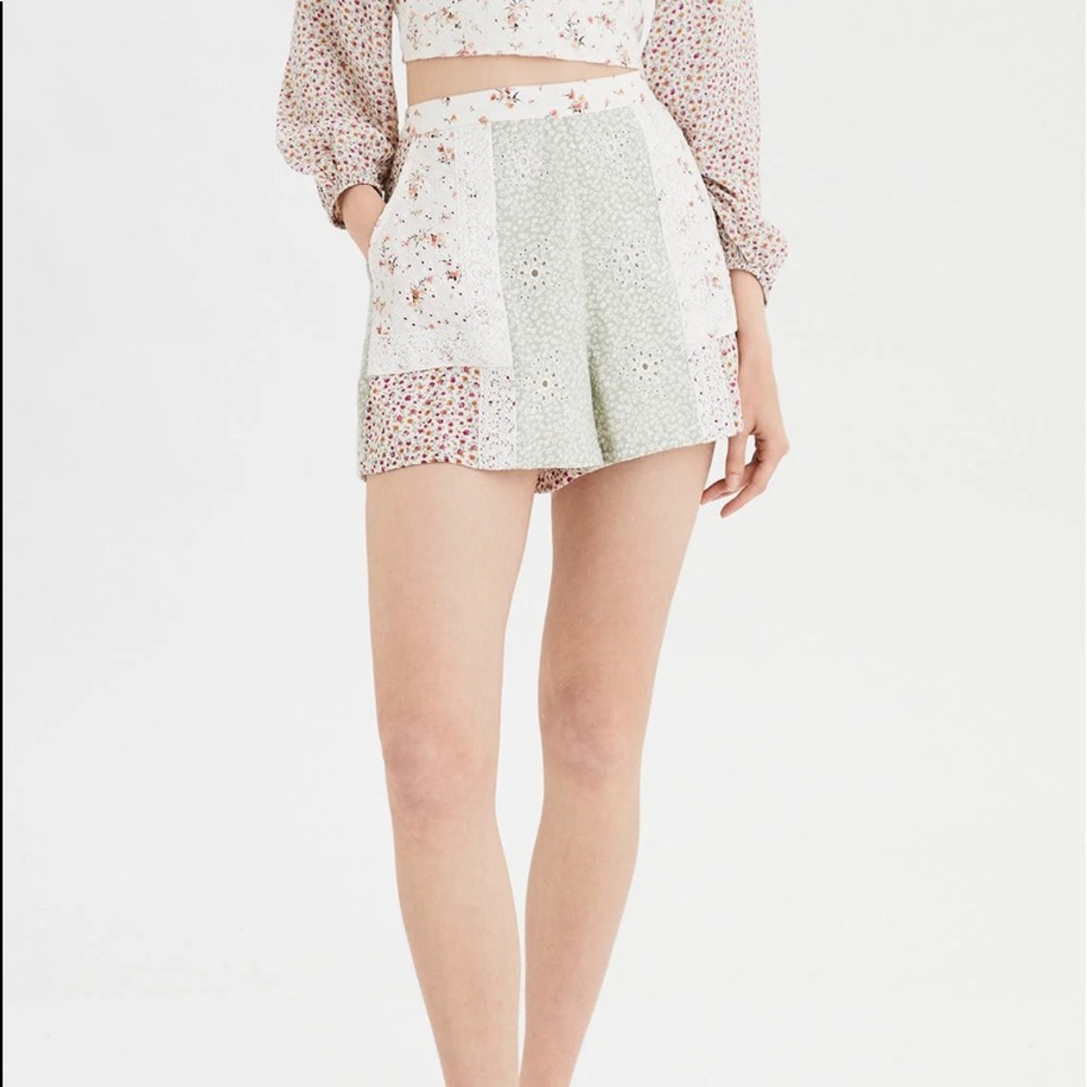 COPY - American Eagle Flower Patchwork Shorts